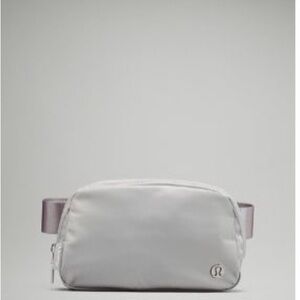 Lululemon Athletica Silver Drop Belt bag 1L